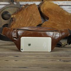 Brown MENS LEATHER FANNY PACK Coffee BUMBAG - Closure Detail