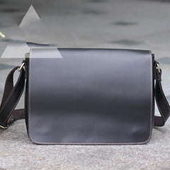 Casual Black Leather Mens 11 inches Courier Bags Messenger Bag Vintage Brown Postman Bags For Men