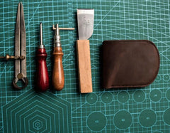 Cool Leather Men Small Wallet Bifold Vintage billfold Wallet for Men
