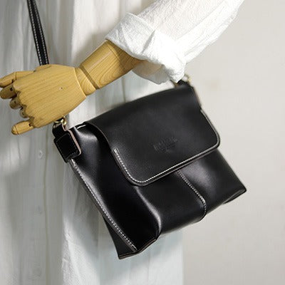 Cute Red LEATHER Side Bag Handmade WOMEN Black Crossbody BAG Phone Purse FOR WOMEN