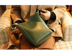 Cute Green LEATHER WOMEN Bucket SHOULDER BAG Barrel Crossbody Purses FOR WOMEN