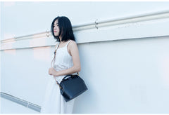 Handmade Womens Black Leather doctor Handbag shoulder doctor bags Purse for women