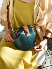 Handmade Womens Coffee Leather Doctor Bucket Shoulder Purses Coffee Doctor Crossbody Purse for Women