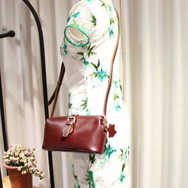 Handmade Womens Small Red Leather Doctor Shoulder - Back View