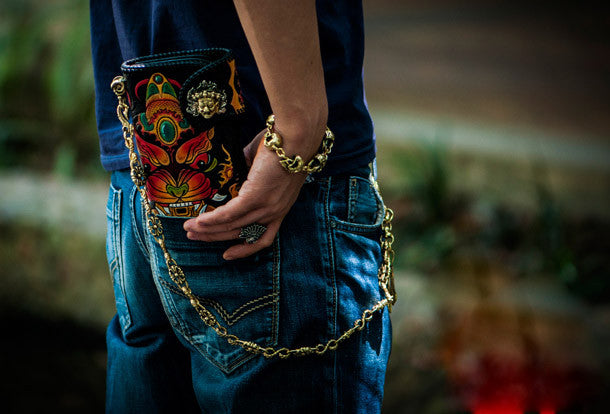 90s wallet chain best sale