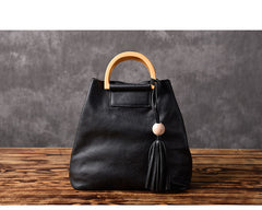 Leather Women Bucket Bag Handbag Shoulder Bag For Women with Tassels