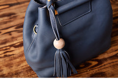 Leather Women Bucket Bag Handbag Shoulder Bag For Women with Tassels