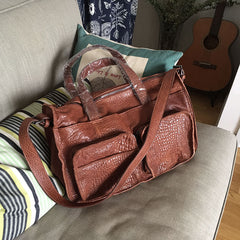 Vintage WOMENs LEATHER Travel Handbag Travel Bag Shoulder Bag FOR WOMEN