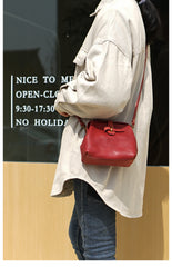 Vintage Womens Tan Leather Doctor Shoulder Bag Side Purses Doctor Crossbody Purses for Women