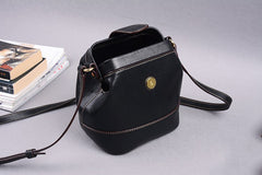 Vintage Womens Green Leather Small Doctor Shoulder Bag Dark Green Doctor Crossbody Purse for Women