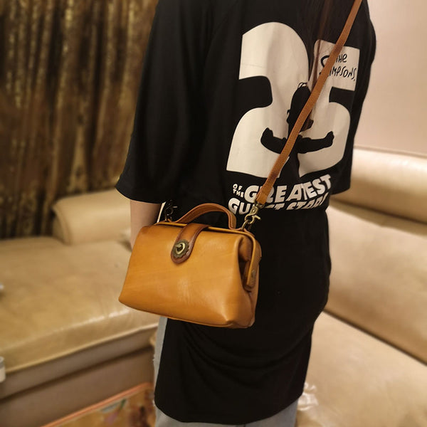Small Womens Coffee Leather Doctor Handbag Purses Vintage Coffee Doctor Side Pur DB02991085