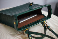 Handmade Womens Stylish Dark Green Leather Doctor Handbag Side Purses Doctor Purses for Women