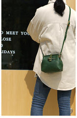Vintage Womens Green Leather Doctor Shoulder Bag Side Purses Doctor Crossbody Purses for Women