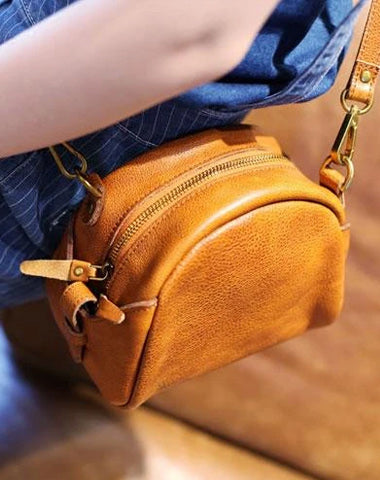 Vintage Womens Brown Leather Small Saddle Shoulder Bag Green Round Leather Shaped Crossbody Purses Circle Bag