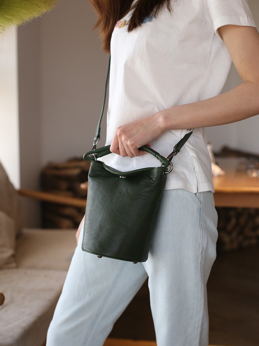 Small Womens Green Leather Bucket Handbag Vintage Brown Barrel Shoulder Bag Purses for Ladies