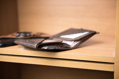 Cool Leather Mens Slim Small Leather Wallets Men billfold Bifold Wallet for Men