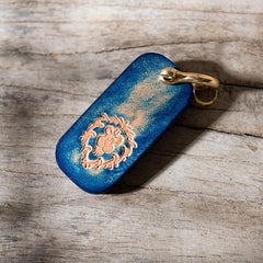 Handmade Leather Mens World of Warcraft Cool Keychain KeyCharm Keyring Pendant for Men