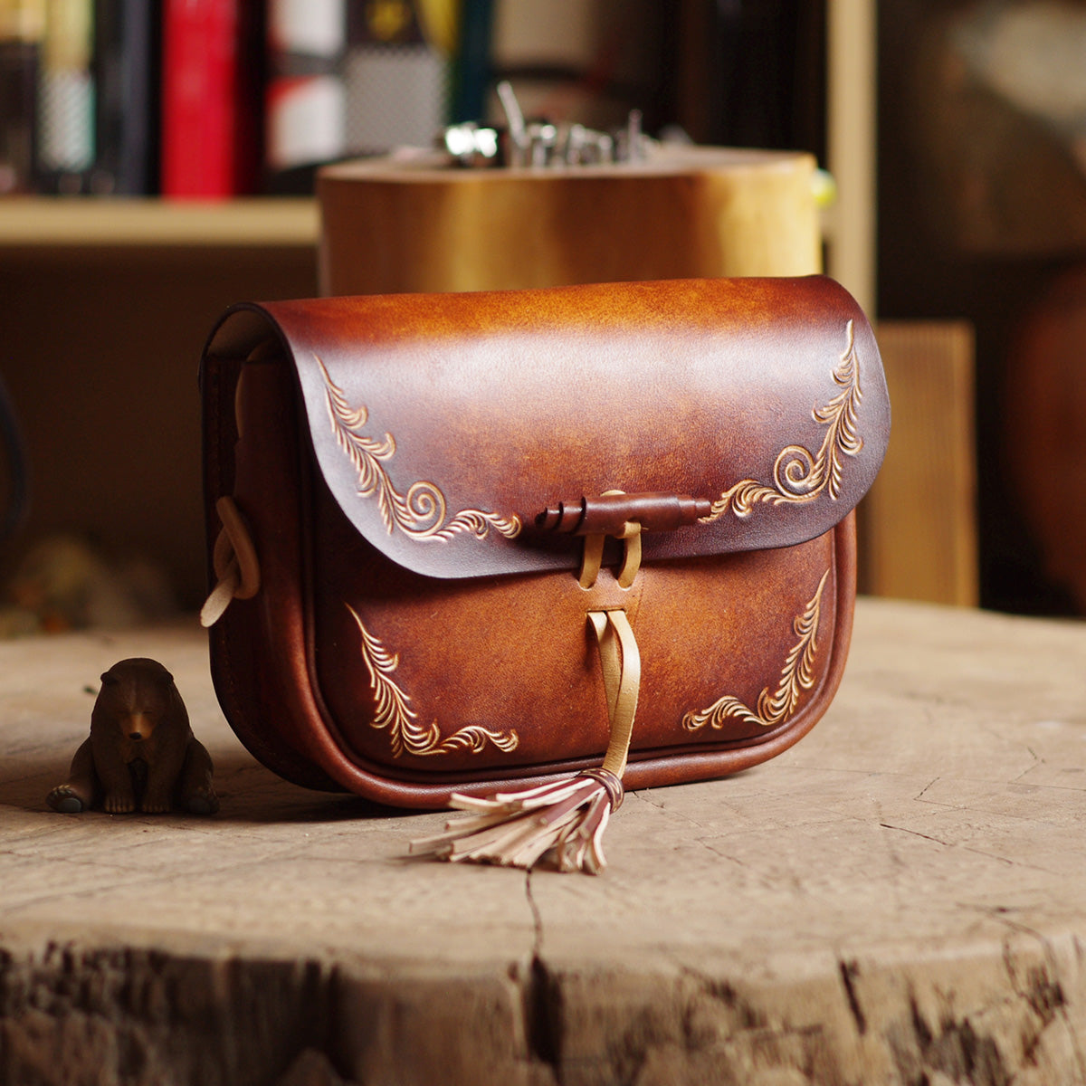 Handmade LEATHER WOMENs SHOULDER Purse Vintage Crossbody Purses FOR WOMEN