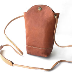 Vintage Womens Red Leather Shoulder Bucket Bag - Leather Texture Detail