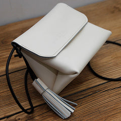 Cute LEATHER WOMEN Triangular SHOULDER BAG Stylish Crossbody Purse FOR WOMEN