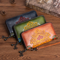 Vintage SunFlower Green Leather Wristlet Wallet Womens - Leather Texture Detail
