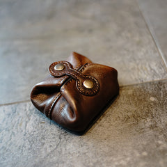 Vintage Women Brown Leather Coin Pouch Catch - Chain Detail