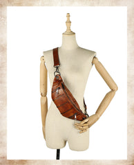 Vintage Women Leather Rivet Waist Bag Fanny Pack Handmade Rivet Hip Packs for Women