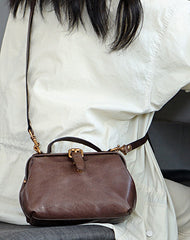 Vintage Womens Tan Leather Doctor Handbag Side Purses Doctor Purses for Women