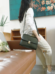 Vintage Womens Tan Leather Doctor Handbags Shoulder Purses Tan Doctor Purses for Women