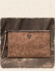 Vintage Tan MENS LEATHER SLIM ZIPPER CLUTCH - Leather Texture Detail