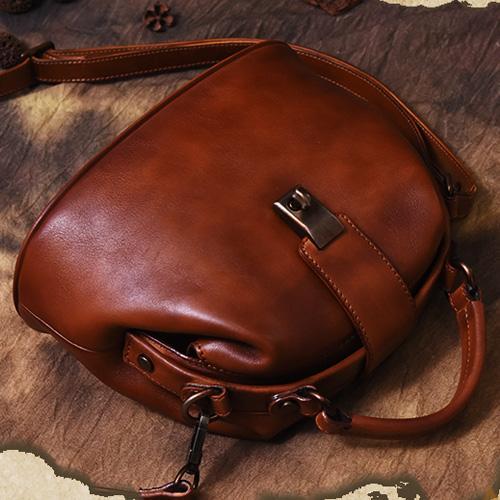 Red Small Womens Vintage Leather Doctor Handbag Small Brown Doctor Purse Shoulder Bag for Ladies