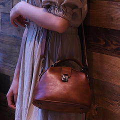 Vintage Womens Leather Brown Handbag Doctors Bag Female Red Doctor Bags Purses for Ladies