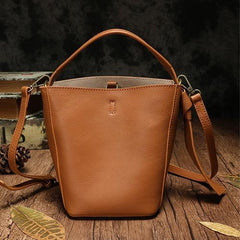 Brown Leather Bucket Shoulder Bag Bucket Handbag White Cross Body Barrel Bag for Ladies