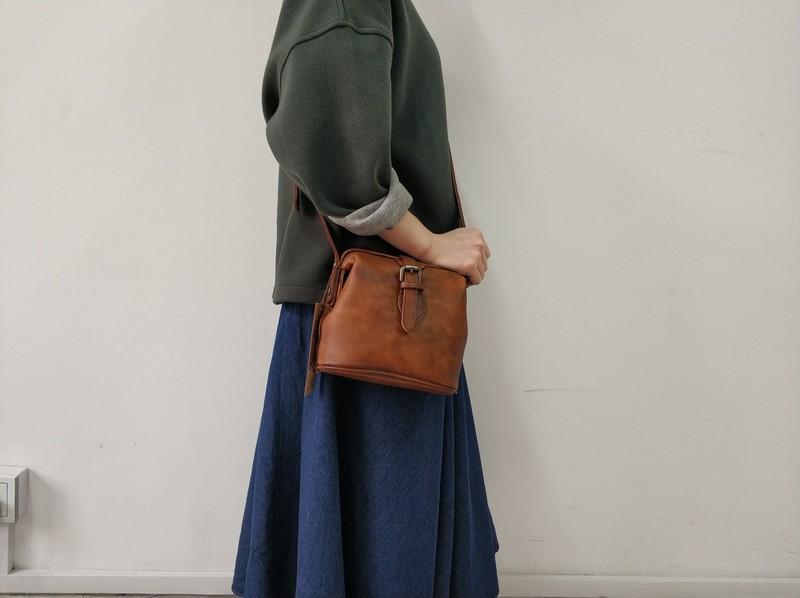 Dr bag style purse top