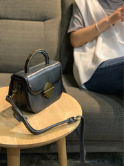 Women's Leather Small Red Satchel Handbag Shoulder Bag Fashion Small Red Leather Satchel Purse for Girls