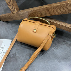 Womens Tan Leather Doctor Handbag Purses Classic Tan Doctor Crossbody Purse for Women