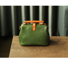 Womens Tan Leather Doctor Handbag Purses Vintage Small Doctor Crossbody Purse for Women