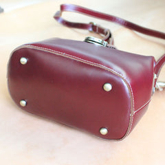 Womens Red Leather Doctor Shoulder Purses Claret Doctor Crossbody Purses for Women
