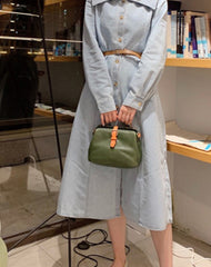 Womens Tan Leather Doctor Handbag Purses Vintage Small Doctor Crossbody Purse for Women
