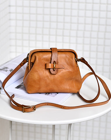 Vintage Womens Tan Leather Doctor Shoulder Bag Side Purses Doctor Crossbody Purses for Women